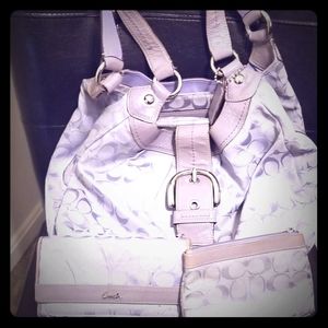 Genuine Lavender Coaach 3-Section Hobo